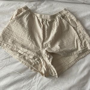 Adorable gingham shorts.